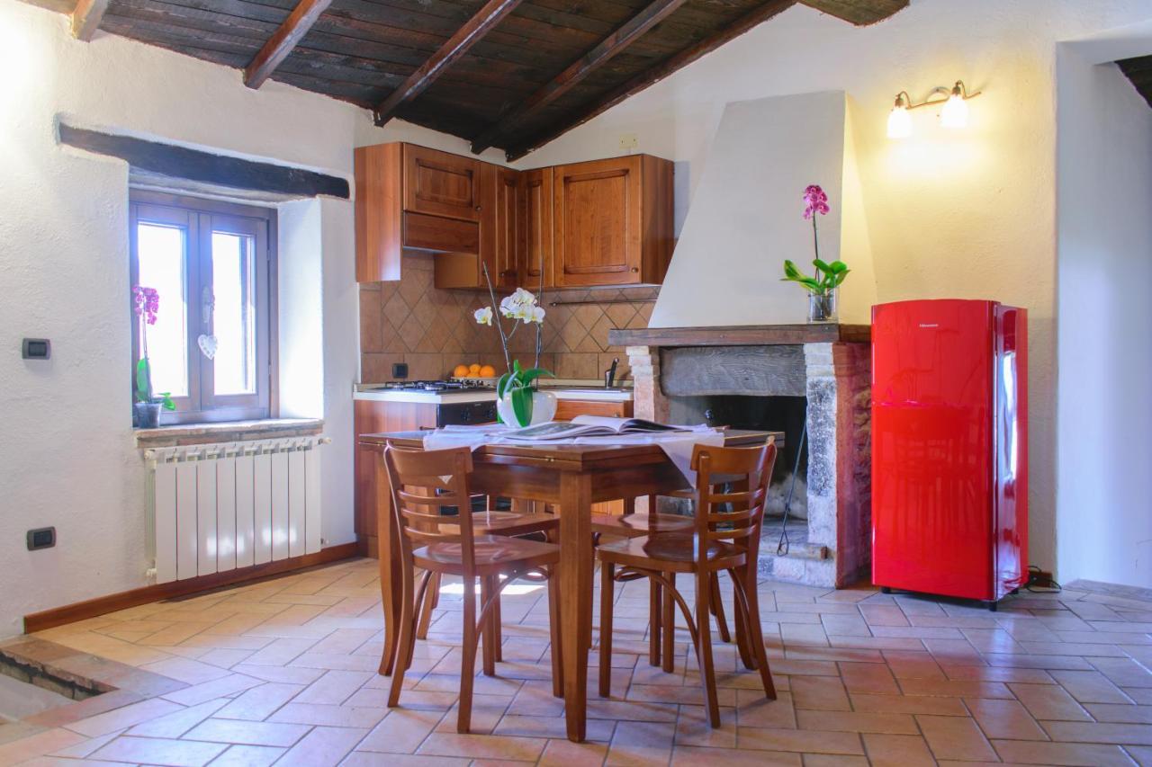 Borgo San Valentino Aparthotel Arrone Ngoại thất bức ảnh