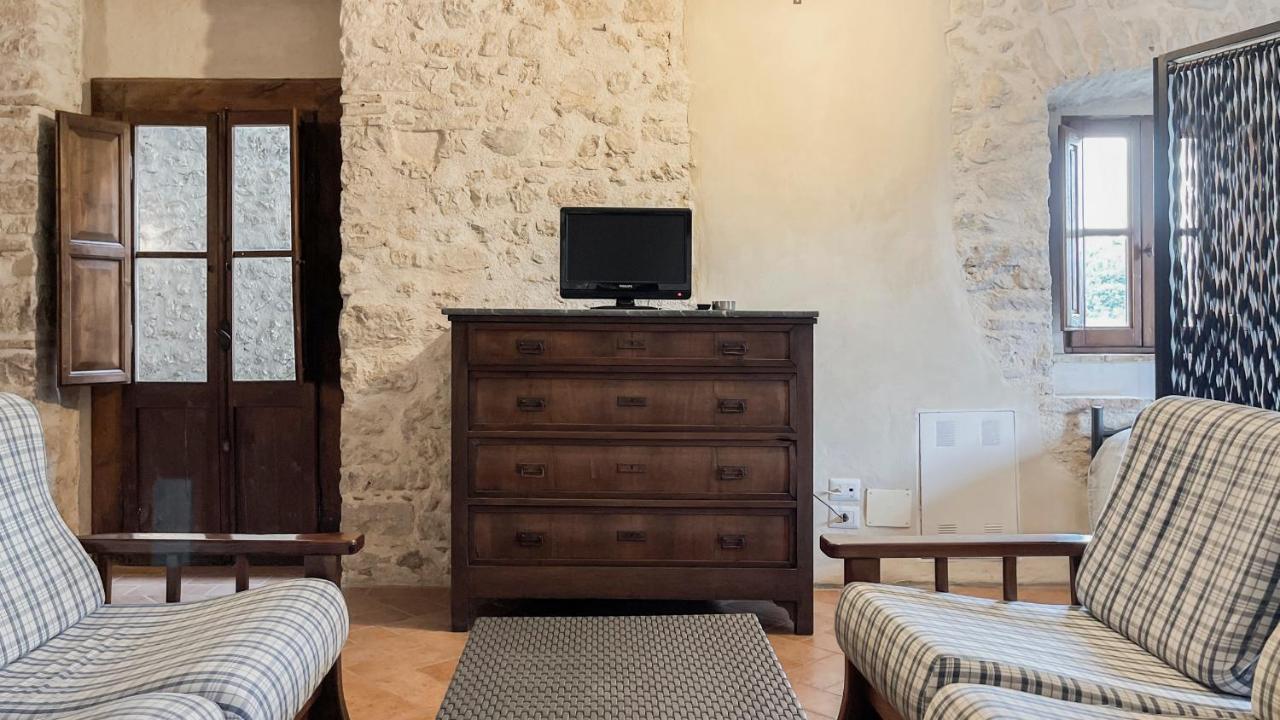 Borgo San Valentino Aparthotel Arrone Ngoại thất bức ảnh